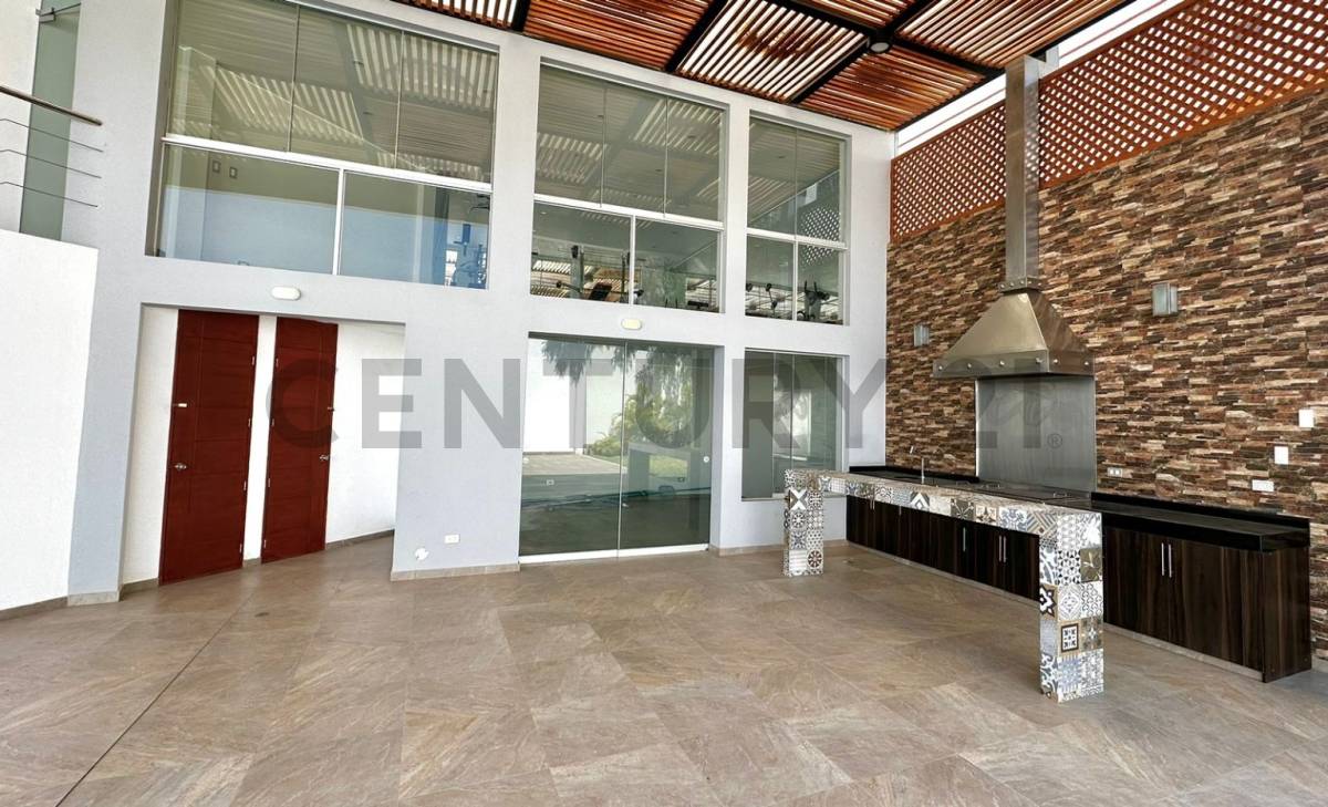 Casa en Venta – Médano 355, Casa 4 – Residencial La Angostura