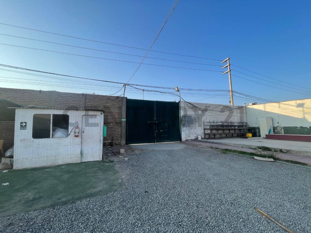 Venta de Local Industrial con Zonificación Urbana-Industrial