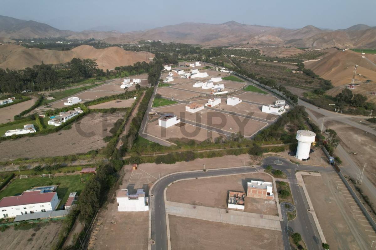Se vende terreno exclusivo en Condominio - Cañete