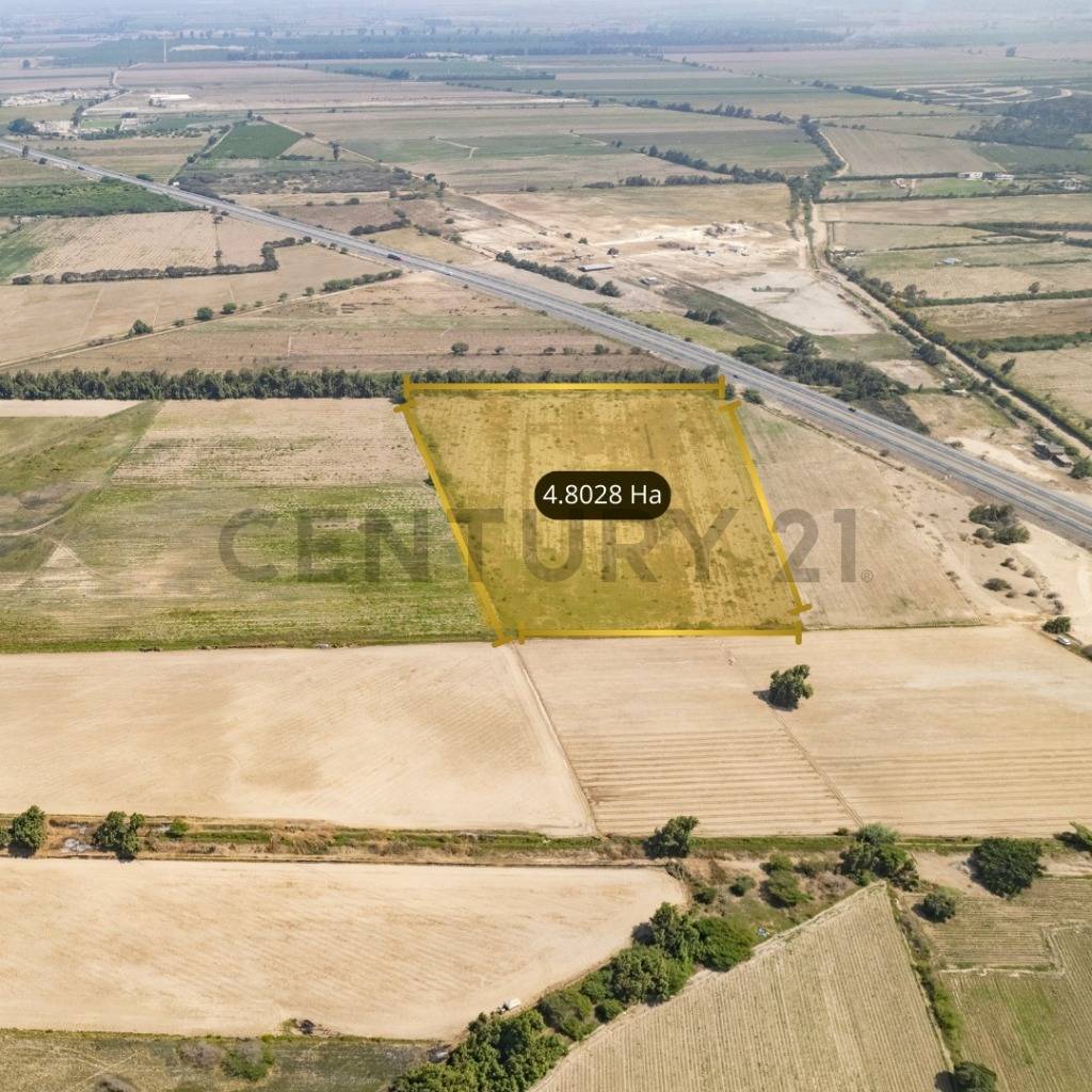 Venta de Terreno Amplio en Playa del Carmen