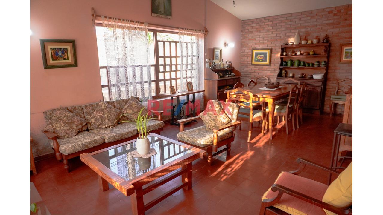 Se Vende Hermosa Casa De Campo A Precio De Terreno.