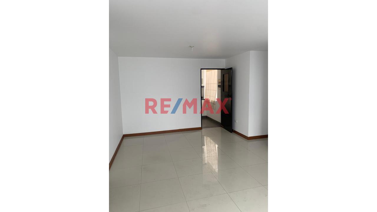 ¡Oportunidad Única! Vendo Departamento Con Buena Ubicación