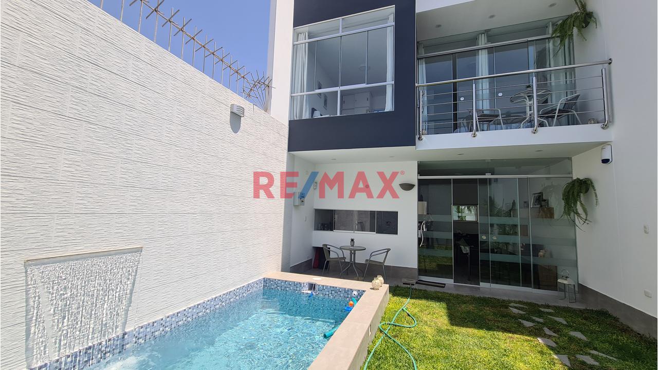 Se Alquila Casa De Estreno En Urb La Florida De Ica