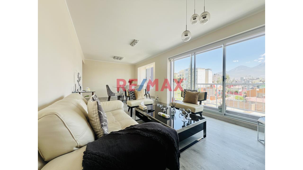 Amplio Departamento Con Vista A Los Volcanes - Ultimo Piso, Condominio Home