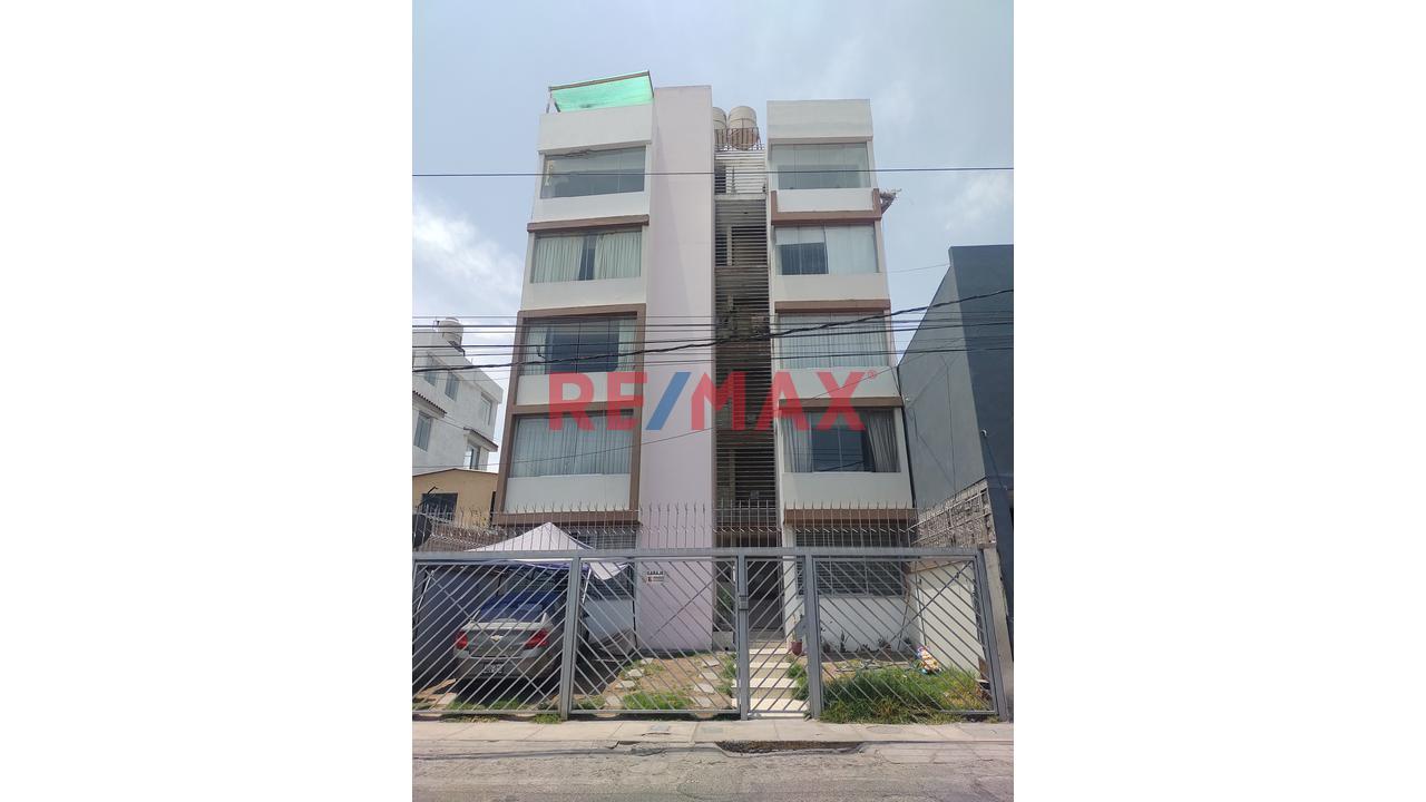 Oferta Vendo Amplio Departamento En Huaranguillo