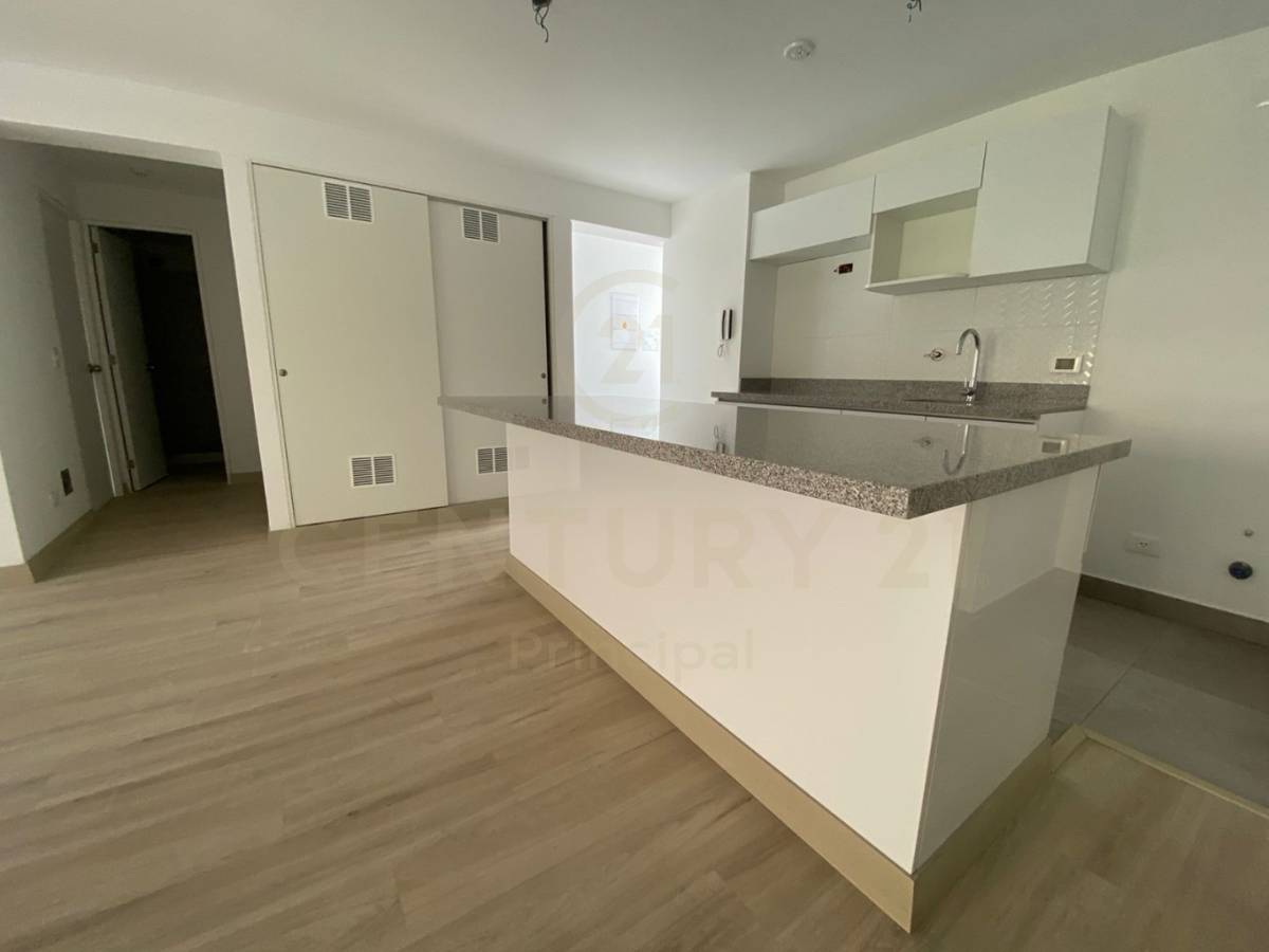 VENTA DE DEPARTAMENTO DE ESTRENO FRENTE A PARQUE EN SURCO