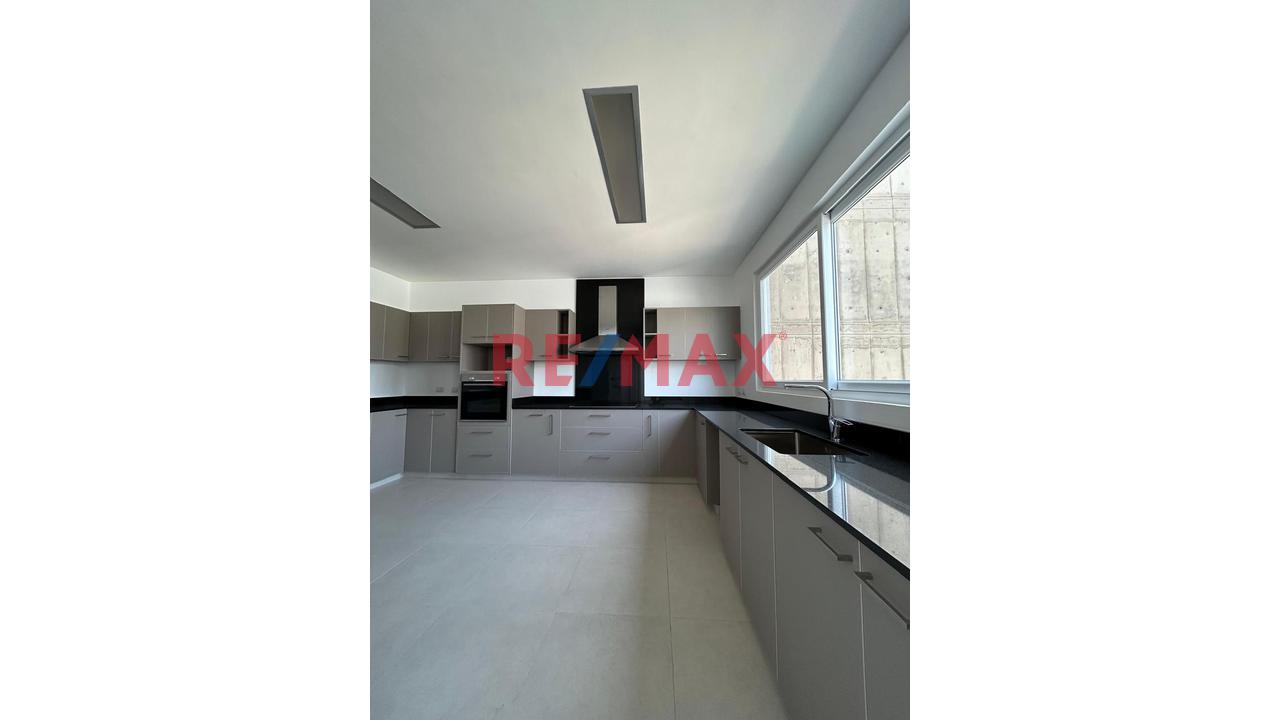 Duplex En Venta Con Vista Al Golf: San Isidro