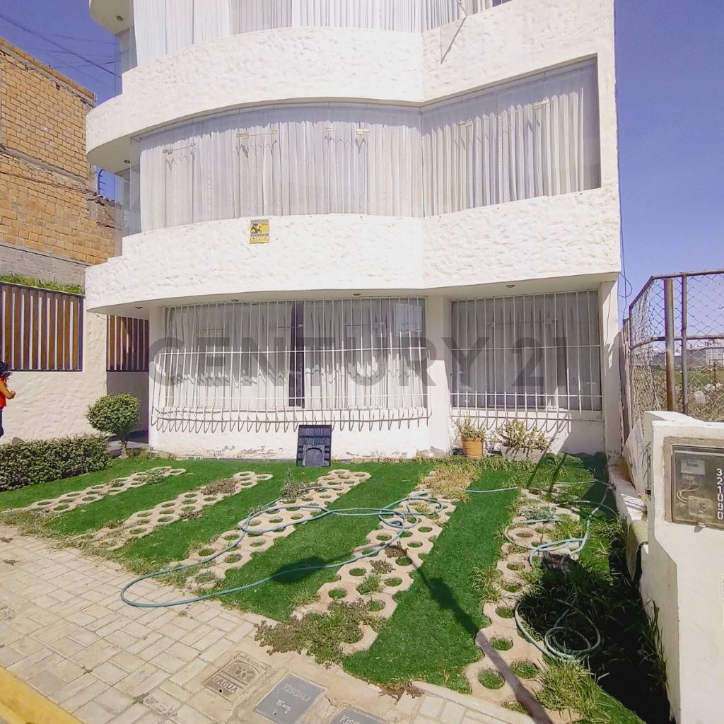 VENTA DEPARTAMENTO PRIMER PISO 163 m2 URB. PIAMONTE - CAYMA