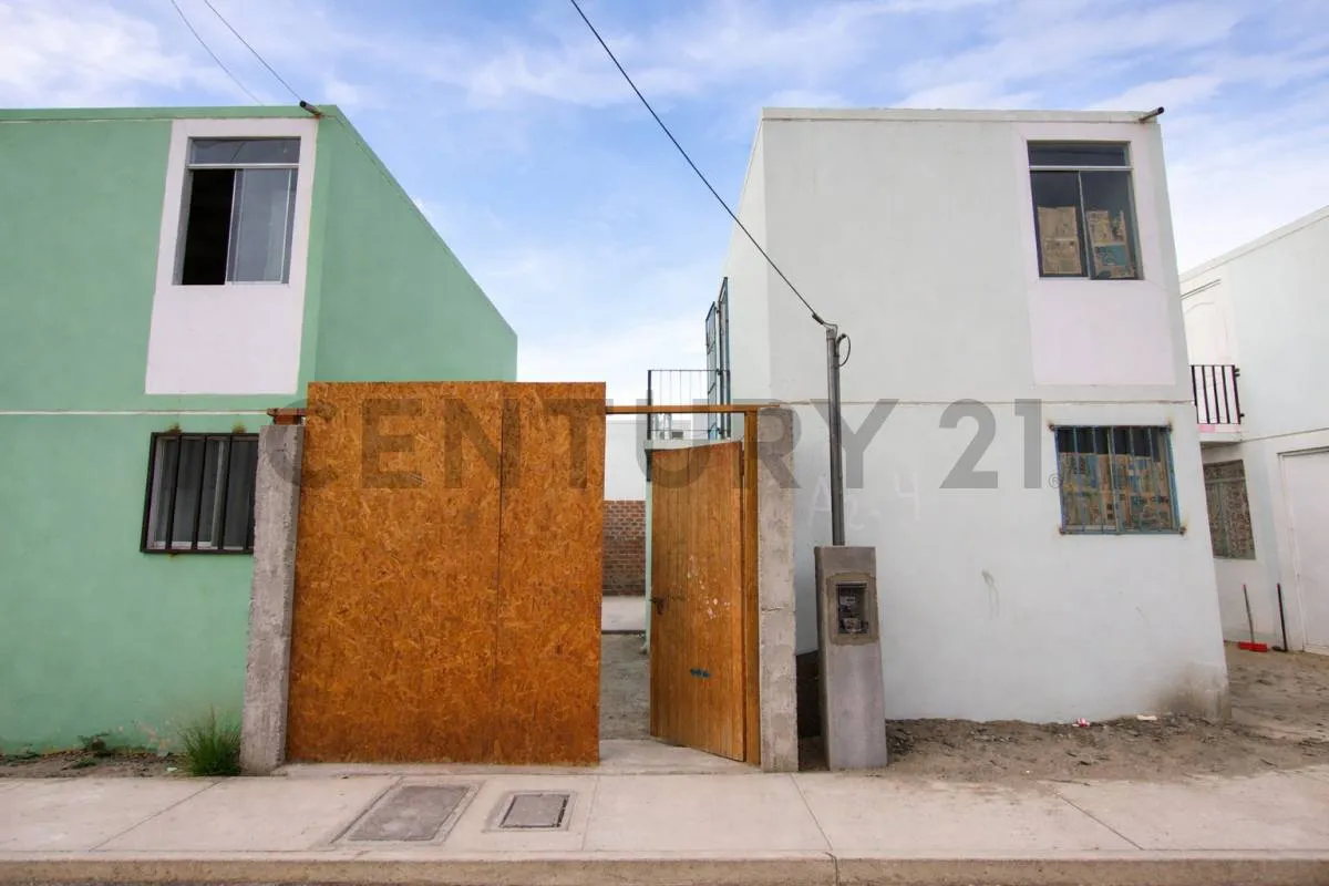 Venta de Casa en Los Aquíjes, Ica, Ica